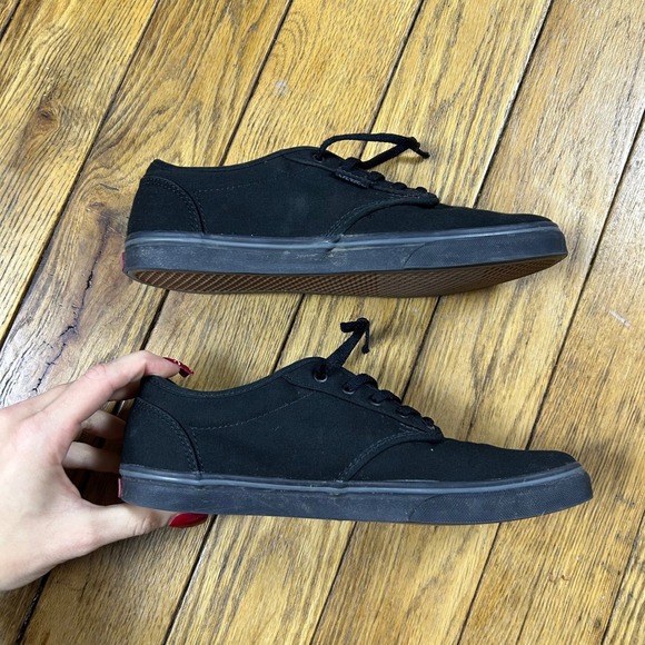 Vans Authentic Black Canvas Low Top Sneakers Women's Size 7 - Picture 3 of 8